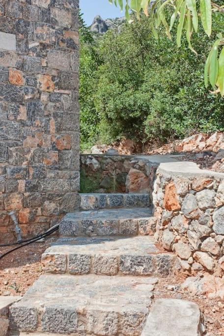 Tzouzos-kordopateika In Prosilio, Kardamyli Apartment